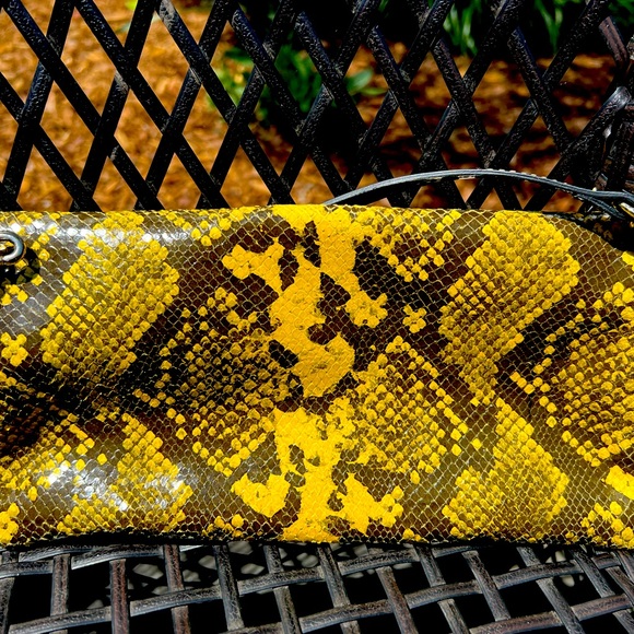 Dooney & Bourke Faux Snakeskin Clutch/Handbag - Picture 4 of 7